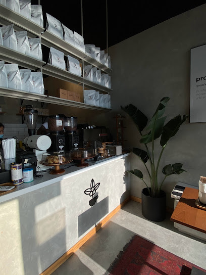 Surge Coffee Roasters - رأس الخيمة - United Arab Emirates|Al Dhait - Ras al Khaimah|PVPV+P6