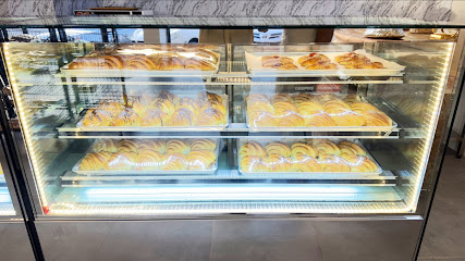 مخبز المنال ذ م م مخبز المنال - أبو ظبي - +971 55 573 3036