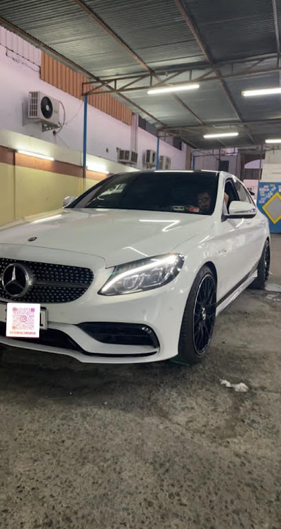 كراج اوتو بنز العين (فرع .صبغ. سمكره) ذ.م.م. - United Arab Emirates|Industrial Area - Abu Dhabi|5QV4+XXG