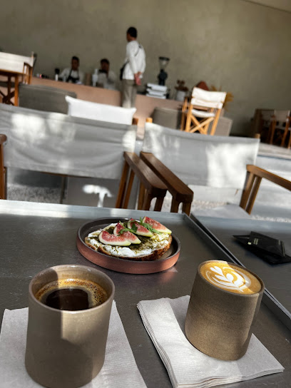 لا بيتيت - United Arab Emirates|Al Tiwayya - Abu Dhabi