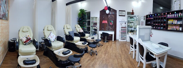 مركز تجميل الشرفا - أبو ظبي - +971 50 627 4070