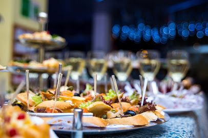 ابيكيور لخدمات التموين ذ - أبو ظبي - +971 4 347 3808