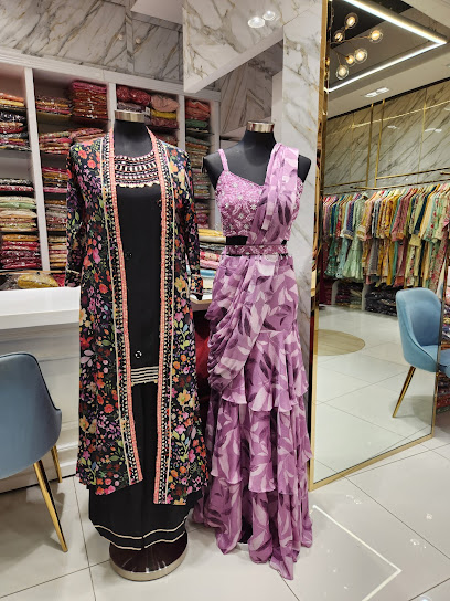 ديفاس بوتيك (ملابس هندية عرقية وفيوجن) - United Arab Emirates|Bur Dubai - Dubai|Cosmos lane Meena Bazaar