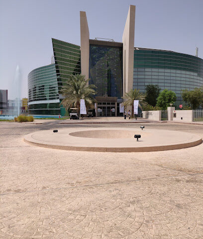 كلية تقنية المعلومات - أبو ظبي - +971 3 713 5506