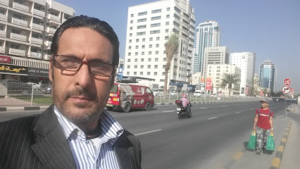 محل قرطاسية طريق الملك فيصل - أبو ظبي -