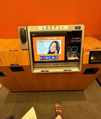 جهاز الصراف الآلي للإيداع النقدي في المشرق - فرع النخيل - أبو ظبي - +971 4 424 4444