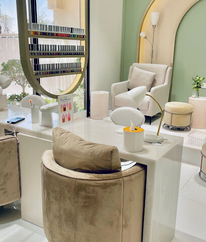صالون تيلا - أبو ظبي - +971 3 736 5989