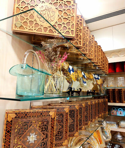 بوتيك الشوكولاتة والزهور- بوتيكولا والزهور - أبو ظبي - +971 55 878 7550