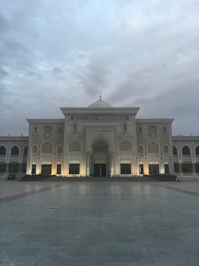 كلية الآداب والعلوم للبنات - United Arab Emirates|University City - Sharjah