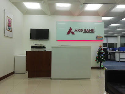 البنك محور - أبو ظبي - +971 2 628 1668