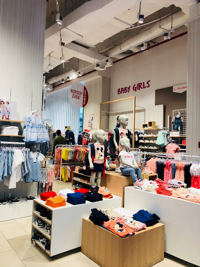 رشيق - United Arab Emirates|Al Nahyan - Zone 1 - Abu Dhabi|F9CF+752