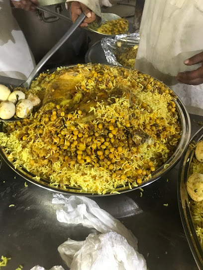 مخبز التنور الذهبي (الفرن الذهبي) - United Arab Emirates|Al-Turfa - Ras al Khaimah|QX7C+448