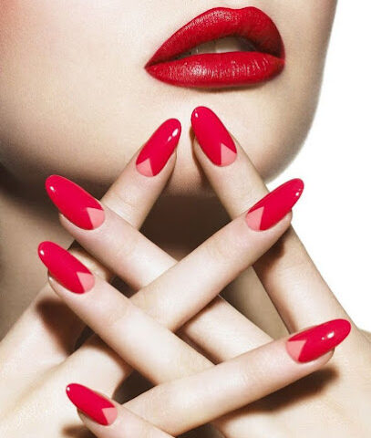صالون يونغ روت للسيدات - أبو ظبي - +971 2 449 9890