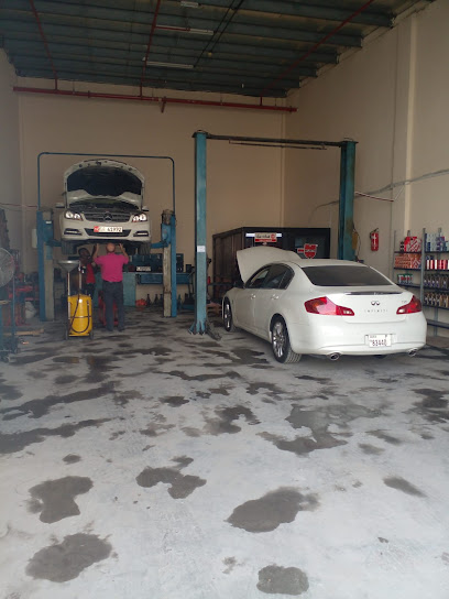 عجلة على الطريق لتصليح السيارات في أبو ظبي - United Arab Emirates|Musaffah - M-45 - Abu Dhabi|9F2G+737