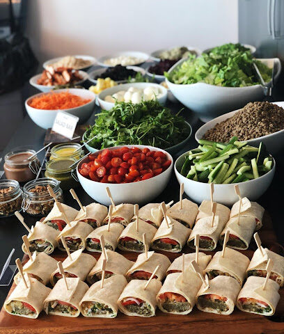 بلاست للتموين - أبو ظبي - +971 50 479 0043