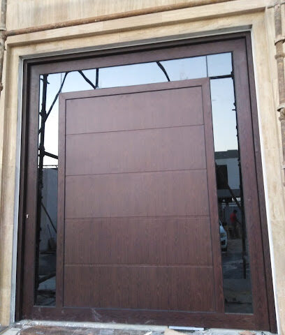 نجمة المحرق لأعمال الألمنيوم والزجاج - أبو ظبي - +971 55 538 3898