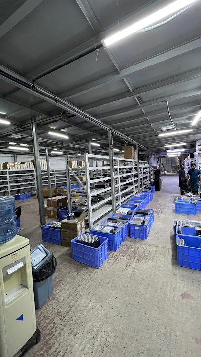 النجم الجديد للتجارة ذ م م - United Arab Emirates|Sharjah|INDUSTRIAL AREA NO.6 J&P SIGNAL