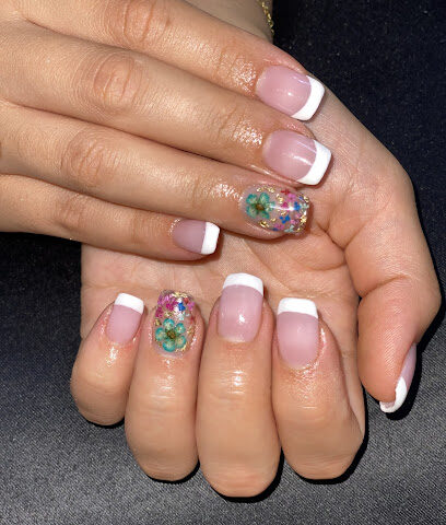 صالون نادية للتجميل - أبو ظبي - +971 56 138 4559