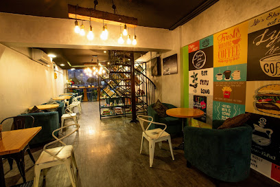 كريبس اند برجرز ذ م م - أبو ظبي - +971 9 222 2923