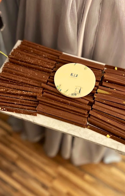 زهور وحلويات خيال - United Arab Emirates|Sharjah|خلف - University City Rd|8F65+62W