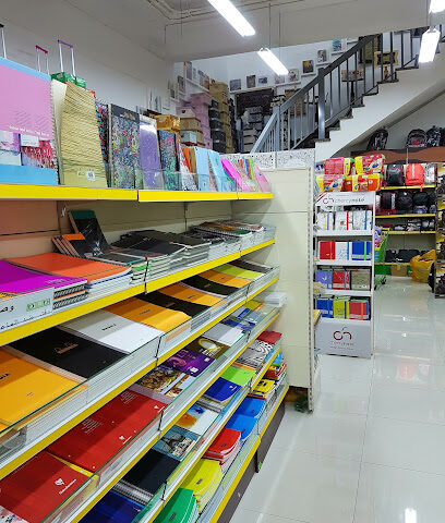 موزعو مكتبة دبي - فرع البرشاء - أبو ظبي - +971 4 547 4878