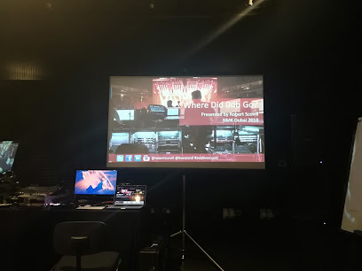 in5 ميديا - أبو ظبي - +971 800 2465