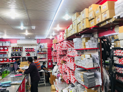 نجمة العين لقطع الغيار - أبو ظبي - +971 3 722 0770