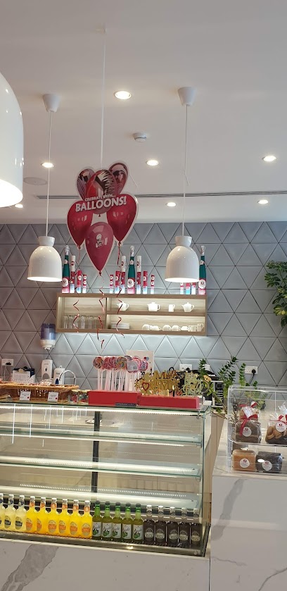 مستر بيكر | أفضل كعك في دبي | كعك عيد الميلاد ، كعك الذكرى السنوية ، كعك مخصص ، كعك بدون بيض - United Arab Emirates|Dubai|Palmstrip mall