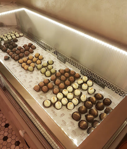 كوكوفيل - أبو ظبي - +971 4 338 9786