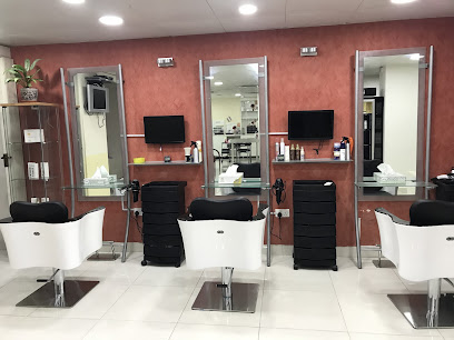مركز لها للتجميل النسائي - أبو ظبي - +971 56 604 7071