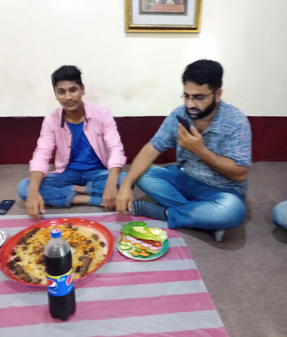 مطعم السنيار - أبو ظبي - +971 55 872 4415