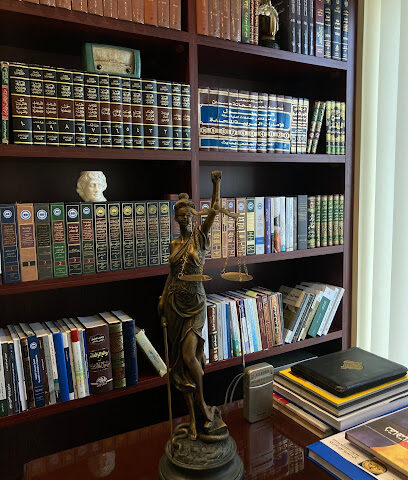 كلثم الفلاسي للمحاماة والاستشارات القانونية. كلثم الفلاسي محامون ومستشارون قانونيون - أبو ظبي - +971 4 289 9099