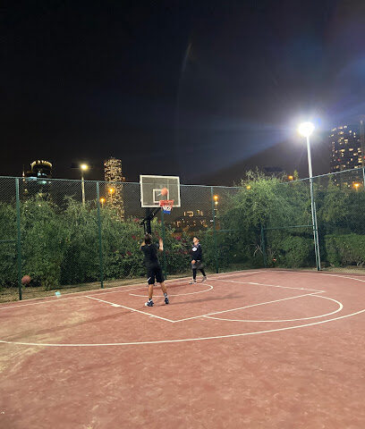 نصف ملعب كرة السلة كاليدا - أبو ظبي -