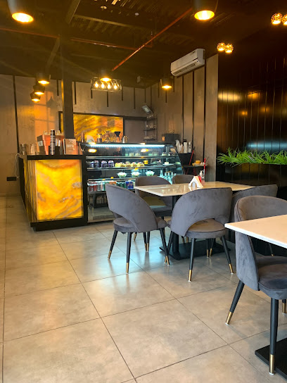 فور مطعم وكافيه - United Arab Emirates|Ras al Khaimah|1148 Sheikh Mohamed Bin Salem Rd