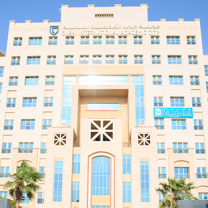 كلية المملكة المتحدة للأعمال والحوسبة - حرم دبي - أبو ظبي - +971 4 871 5333