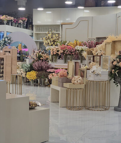 شوكولاتة لابيل وزهور أم القيوين - أبو ظبي - +971 6 767 9934