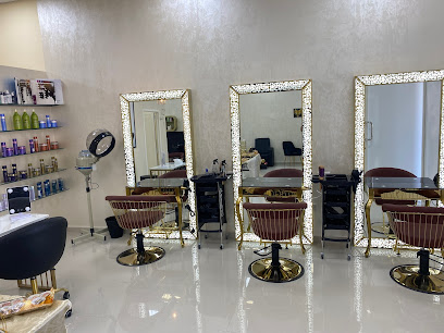 صالون أنتي أجمل للتجميل صالون أنتي اجمل - أبو ظبي - +971 56 450 7404