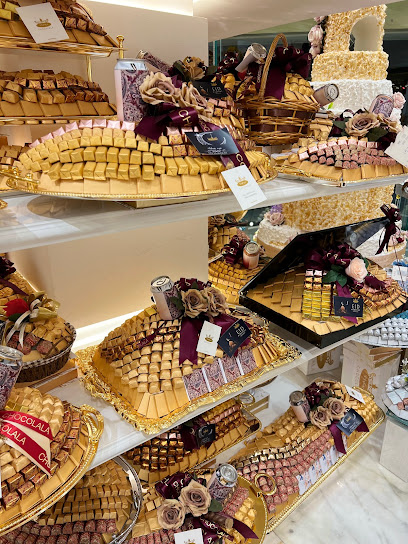 شوكولالا شوكولالا - United Arab Emirates|Industrial Area - University City - Sharjah|طريق|8F56+RP9