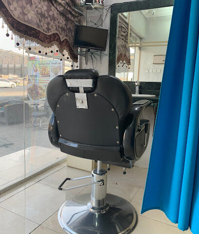 صالون سمايل للرجال فرع 1 - أبو ظبي - +971 52 783 3495