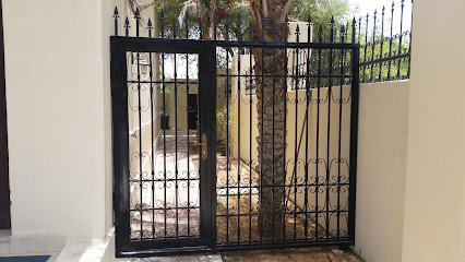 حجر حديد - أبو ظبي - +971 55 936 4391