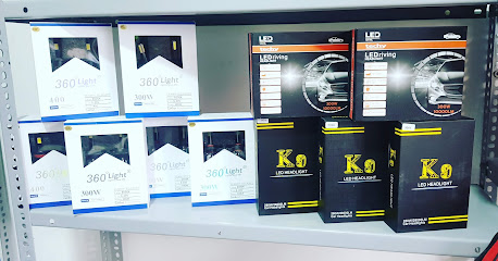 استبدال بطارية السيارة أبو ظبي ، صادقة للسيارات والبطاريات ، محل بطاريات الدراجات النارية أبو ظبي ، اونيست لتجارة زينة السيارات والبطاريات - أبو ظبي - +971 52 511 4018