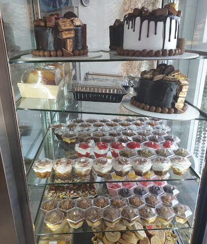 كعكة أروى - أبو ظبي - +971 55 599 9229