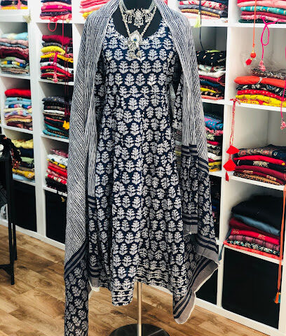 فراشا - أبو ظبي - +971 52 456 4960