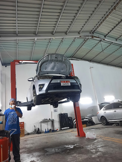 نورفين إي إم إي كراج - United Arab Emirates|Al Sarouj - Abu Dhabi