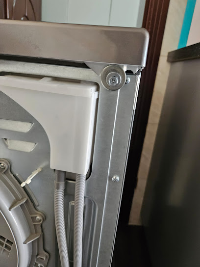 مركز خدمة سامسونج - United Arab Emirates|Industrial Area 17 - Sharjah|Contact: 06-7315730