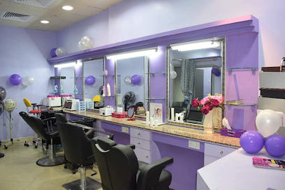 صالون مس وورلد للتجميل | صالون الشعر | النبع | الشارقة - أبو ظبي - +971 56 458 8959