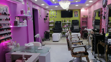 صالون خازمة للتجميل - أبو ظبي - +971 52 195 7375