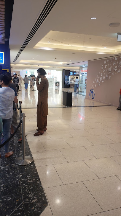 بنك الإمارات دبي الوطني - فرع الشارقة سيتي سنتر - United Arab Emirates|Industrial Area - Al Nahdha - Sharjah|Ground Floor - Al Wahda St|Sharjah City Center