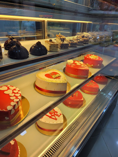 كعكة المصنع - United Arab Emirates|Ajman|al khor towers A2 shop6