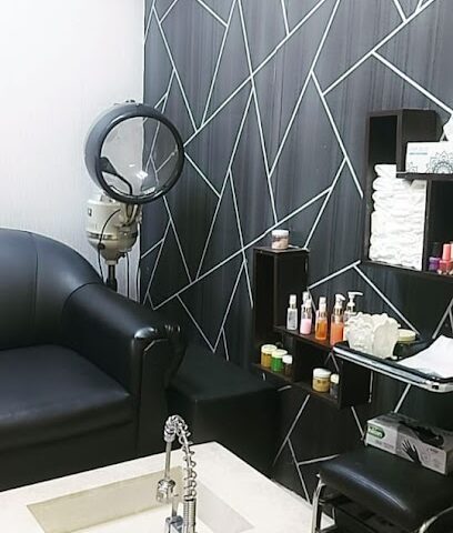 صالون حياة للتجميل بالعين صالون حياة للتجميل ، العين - أبو ظبي - +971 56 108 6804